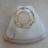 Bague ronde blanche et dor�e.