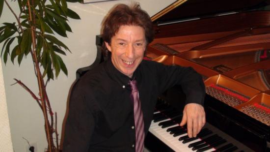 Jérôme RIQUEZ Accordeur Technicien de Pianos