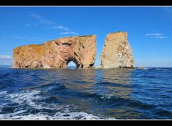 Rocher Perc&eacute;