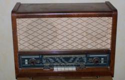 RADIOLA RA585
