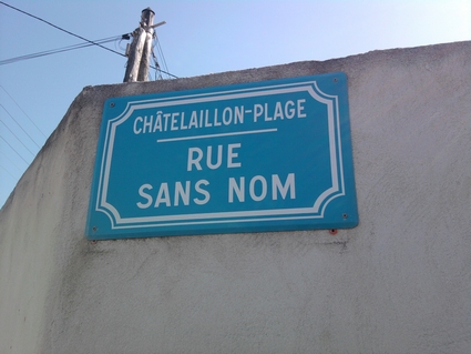 Rue Sans Nom