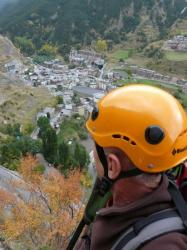 vide impressionnant au dessus de Canillo (Andorre)