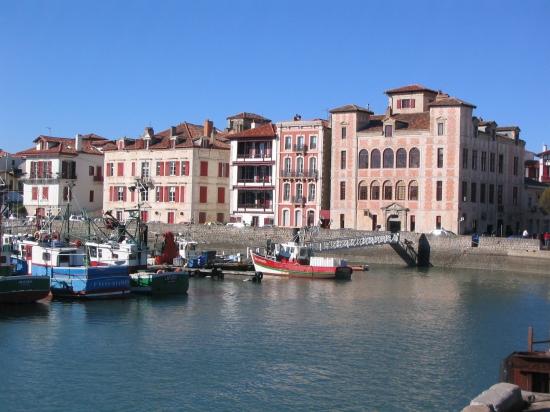 ports autres bateaux saint jean de luz france