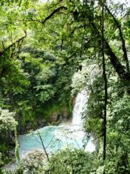 La CATARATA AZUL