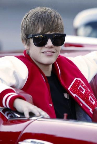 justin bieber jacket purple. hair Justin Bieber Looking