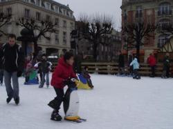 La patinoire, place du Forum