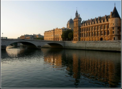 la Conciergerie - quai de la Seine