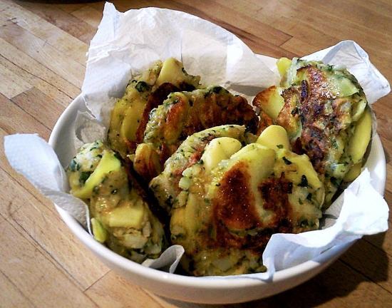 Pakoras épinards-pommes de terre Pakoras épinards-pommes de terre